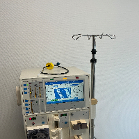 Fresenius Medical Care 4008 S Hemodialysis Machine image 2